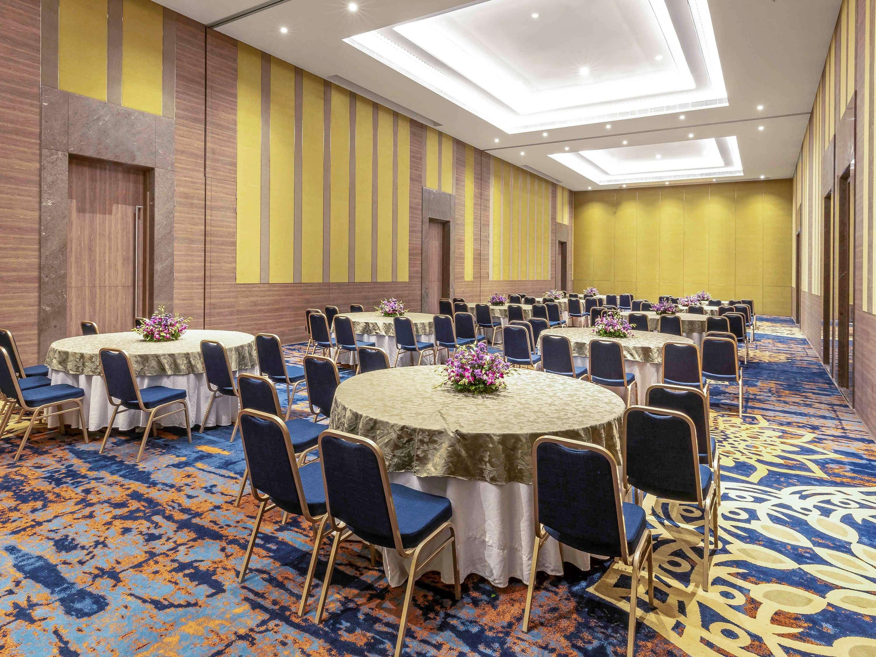 Grand Mercure Ahmedabad Gift City - An Accor Hotels Brand Gandhinagar Exterior foto