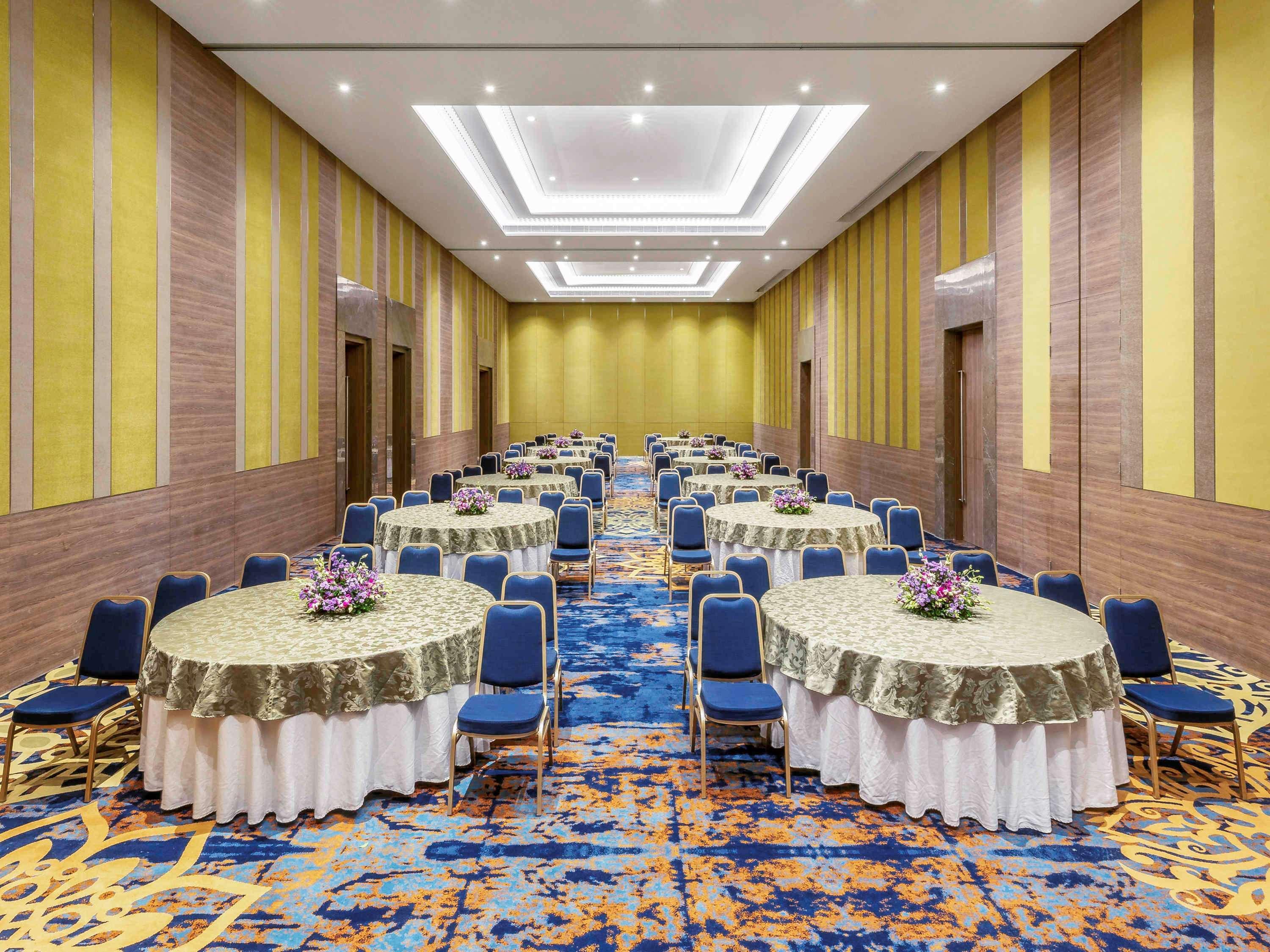 Grand Mercure Ahmedabad Gift City - An Accor Hotels Brand Gandhinagar Exterior foto